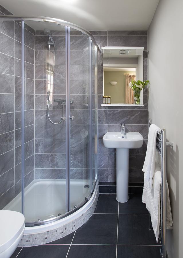 The Loddon Swan Quarto foto